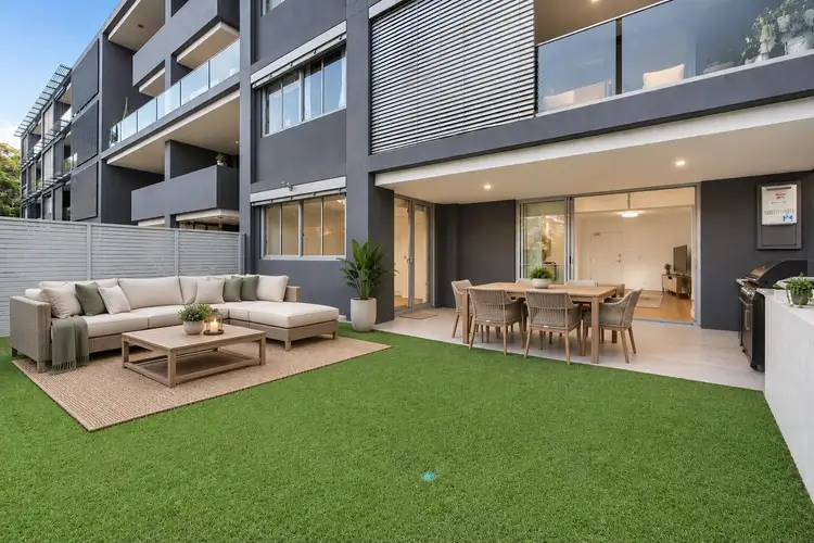 101/92 Alison Road
