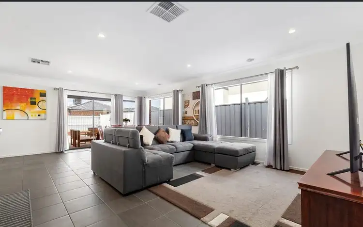 40 Wavell Parade