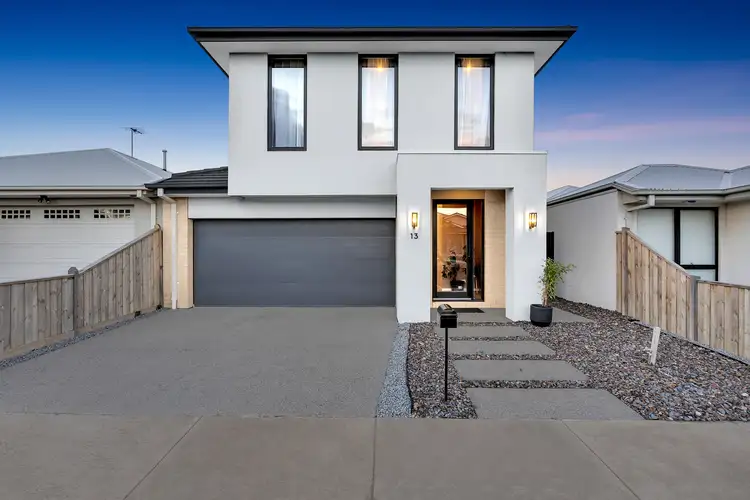 13 Buster Street
