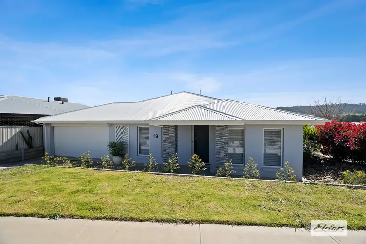 19 Loames Street, Wodonga VIC 3690