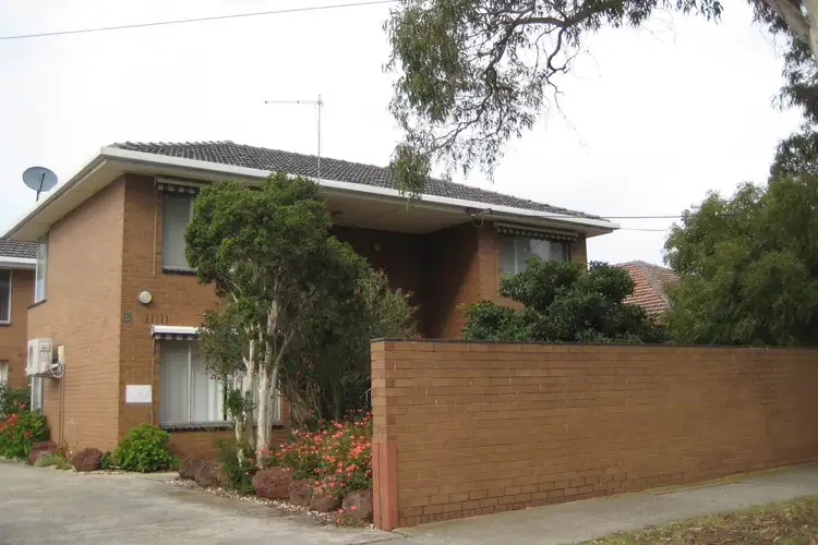 1/3 Alexina Street