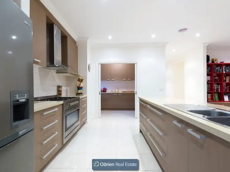 Fourth view of Homely house listing, 32 Lakeside Drive, Berwick VIC 3806
