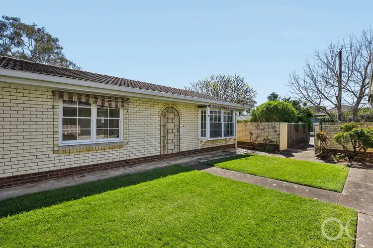 4/64 Shakespeare Avenue