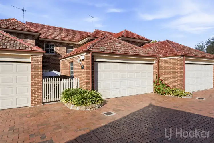 2/43 Isabella Street