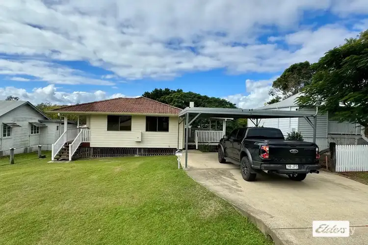 12 Alexandra Street