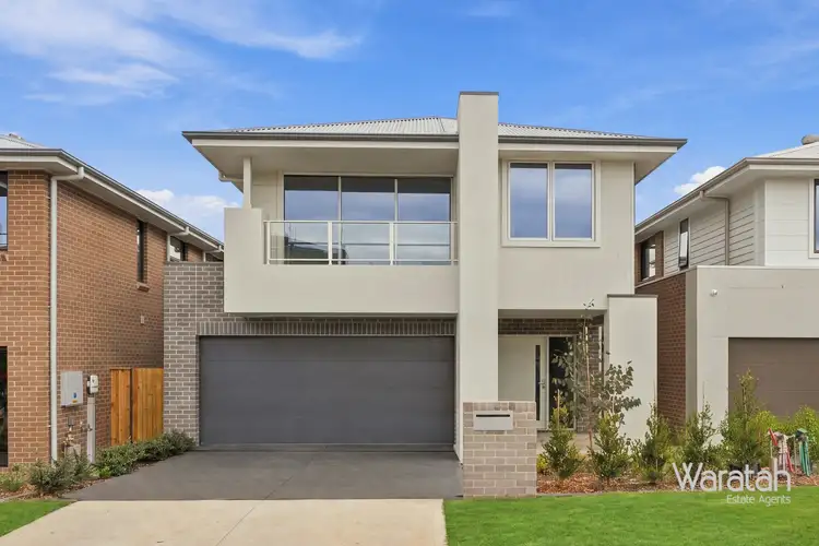 17 Wayfarer Road