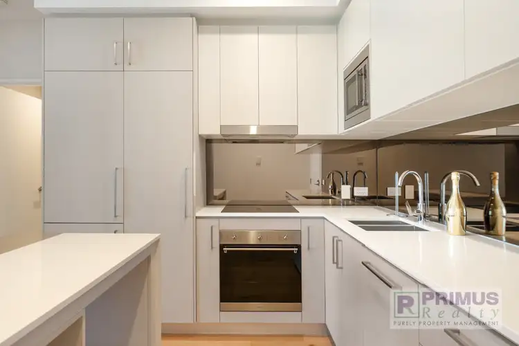 2006/380 Murray Street