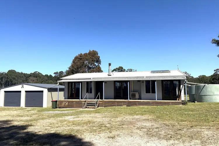571B Viney Creek Road