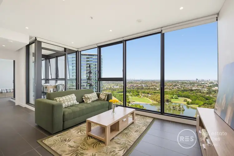 22701/2B Figtree Drive