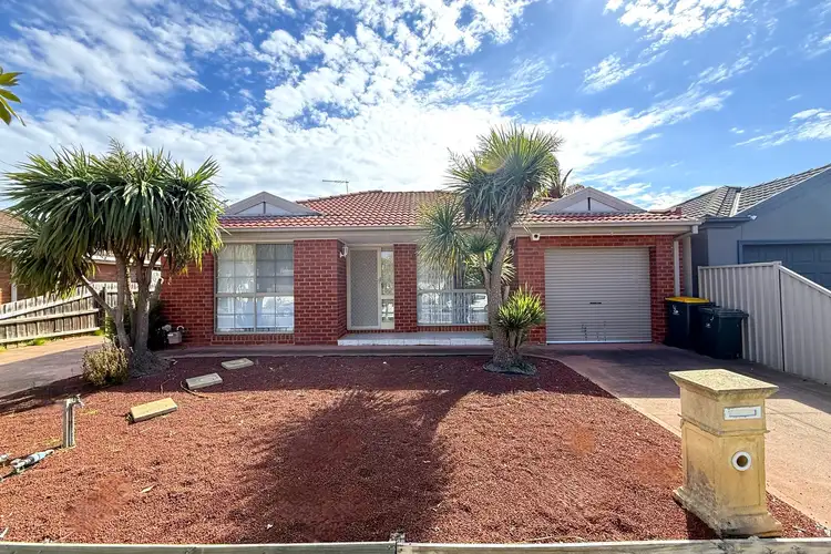 1/25 Orama Street