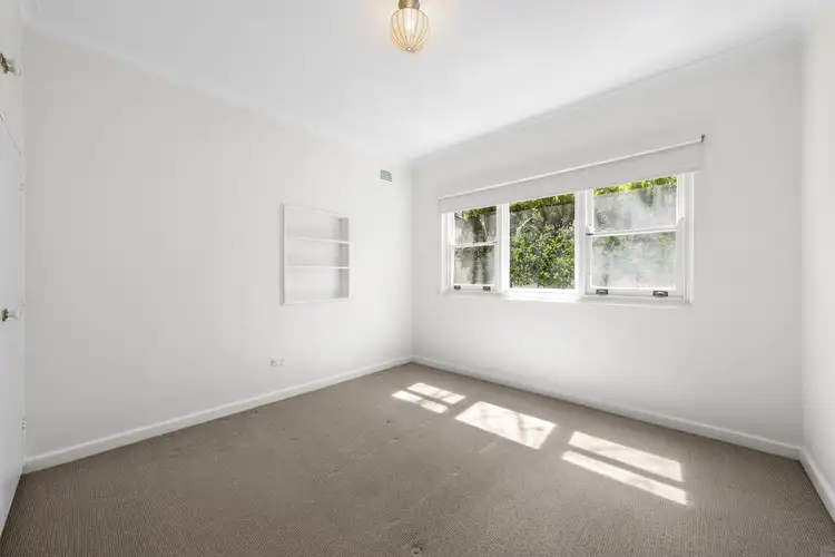 2/17 Harriette Street