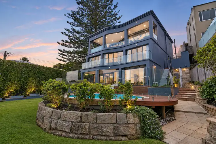 27 Edgecliffe Esplanade, Seaforth NSW 2092