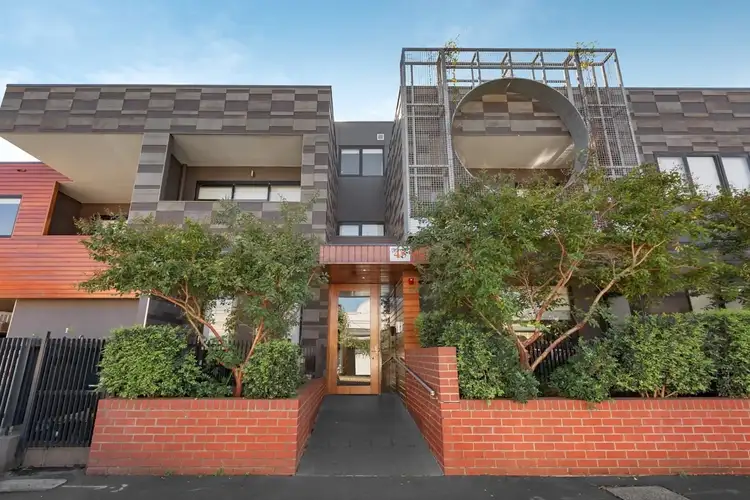 202/45 York Street