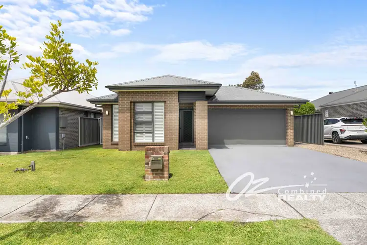 16 Seagrass Avenue