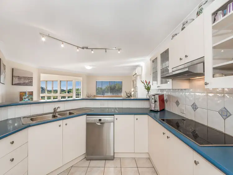 Third view of Homely house listing, 6 Lacerta Place, Wynnum QLD 4178