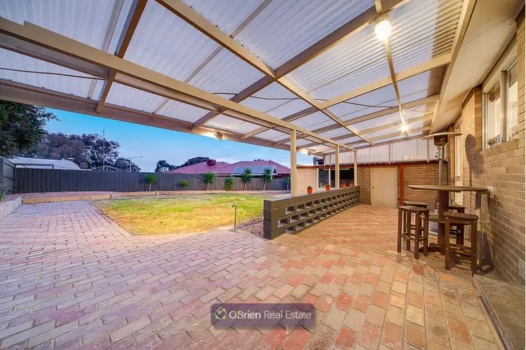 Sixth view of Homely house listing, 4 Aquila Crescent, Endeavour Hills VIC 3802