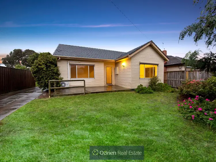 8 Ilma Grove, Bonbeach VIC 3196