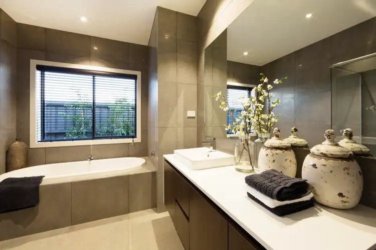 Fifth view of Homely house listing, 6 Stoneleigh Road, Cranbourne North VIC 3977