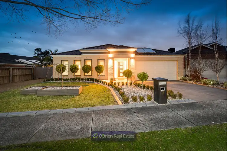 11 Braybrook Drive, Narre Warren South VIC 3805