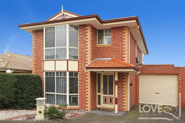 13/2 Stillman Drive, Mill Park VIC 3082