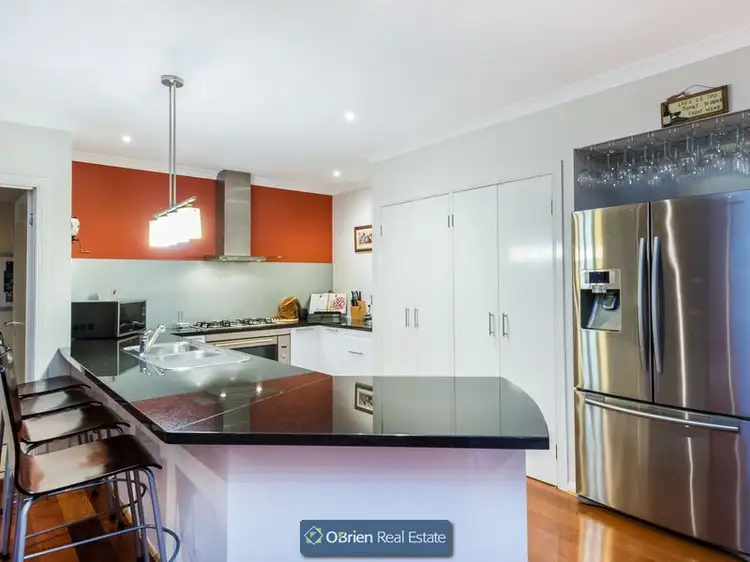 Fourth view of Homely house listing, 2 Lemon Tree Lane, Narre Warren North VIC 3804