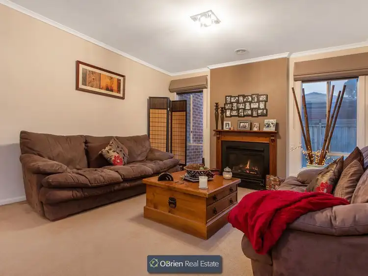 Third view of Homely house listing, 4 Irving Close, Berwick VIC 3806