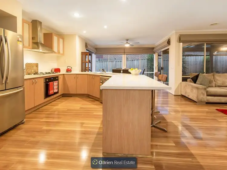 Sixth view of Homely house listing, 4 Irving Close, Berwick VIC 3806