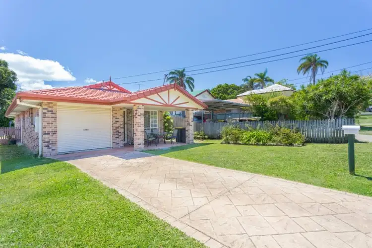 Second view of Homely house listing, 26 Allen Street, Wynnum QLD 4178