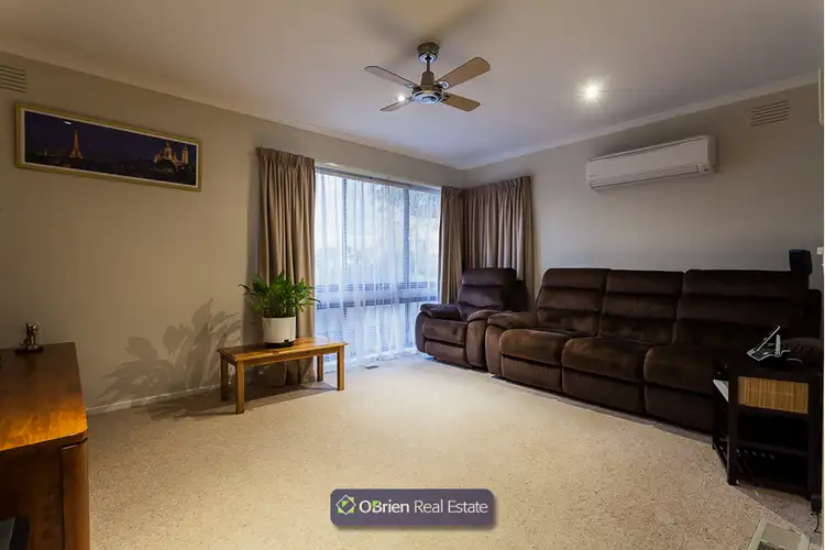 Third view of Homely house listing, 2 Whitestone Court, Endeavour Hills VIC 3802