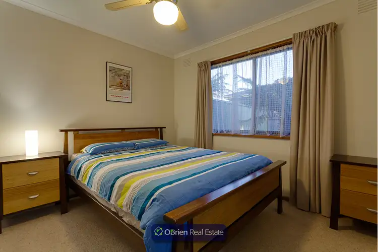 Fourth view of Homely house listing, 2 Whitestone Court, Endeavour Hills VIC 3802