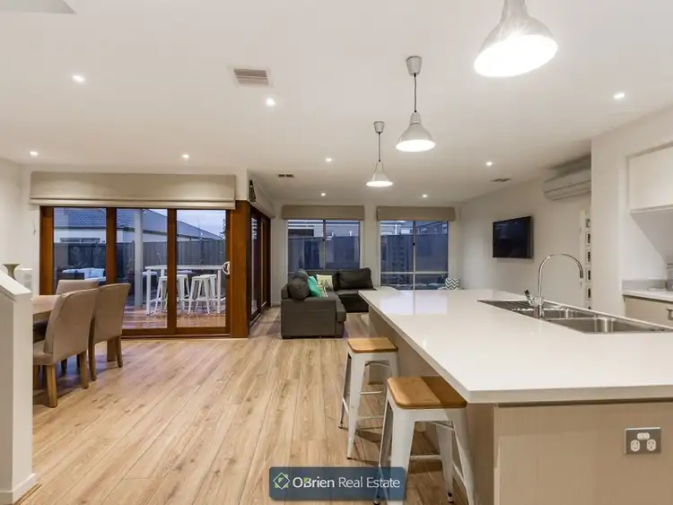 Second view of Homely house listing, 8 Morello Place, Berwick VIC 3806