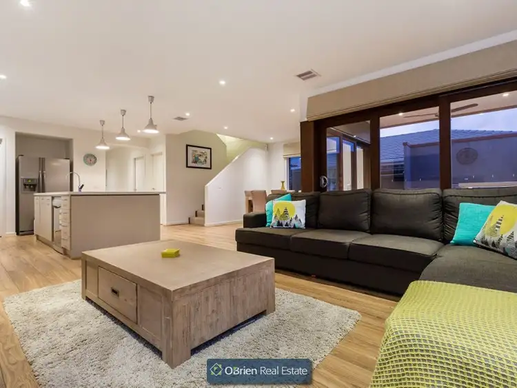 Fourth view of Homely house listing, 8 Morello Place, Berwick VIC 3806