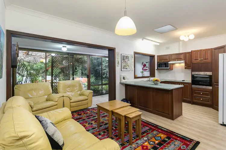 34 Highland Drive, Bellevue Heights SA 5050
