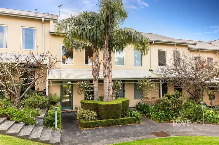 176 Wiltshire Drive, Kew VIC 3101