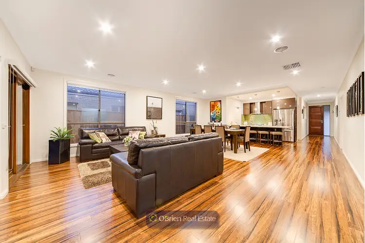 Fourth view of Homely house listing, 6 Bradshaw Way, Cranbourne East VIC 3977