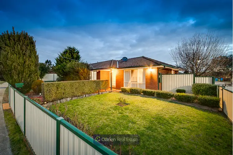 20 Hawking Ave, Hampton Park VIC 3976