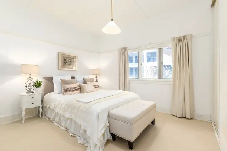 Third view of Homely apartment listing, 6/2 Rose Crescent, Mosman NSW 2088