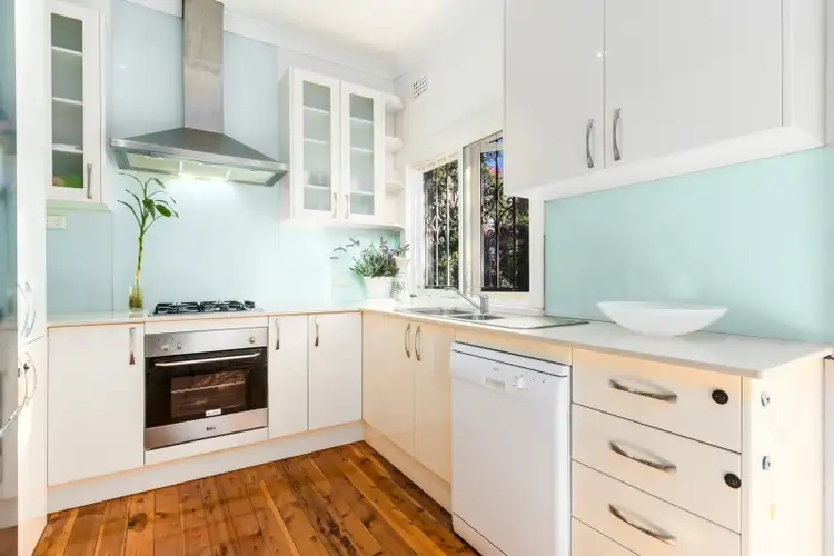 Fourth view of Homely apartment listing, 6/2 Rose Crescent, Mosman NSW 2088