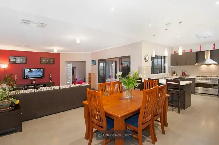 68 Sandarra Boulevard, Sandhurst VIC 3977