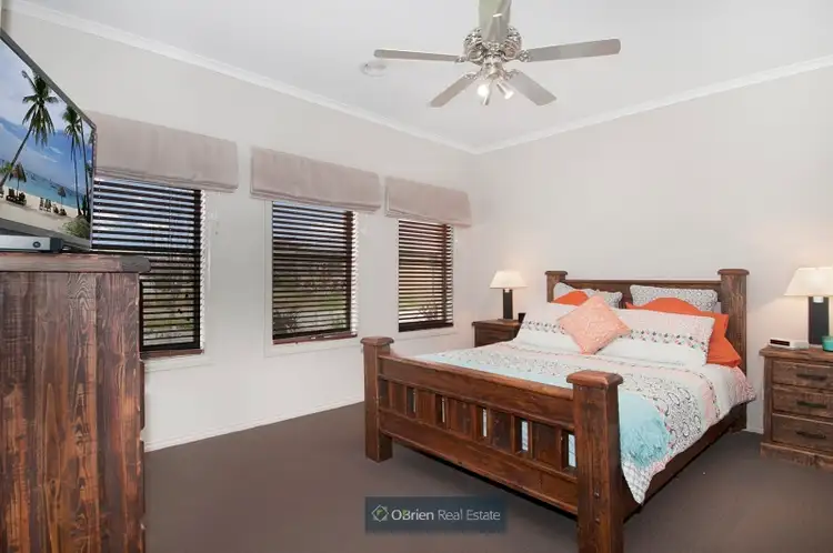 Fifth view of Homely house listing, 68 Sandarra Boulevard, Sandhurst VIC 3977