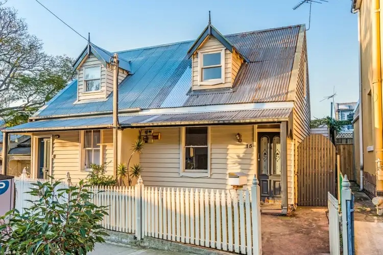 15 Curtis Road, Balmain NSW 2041