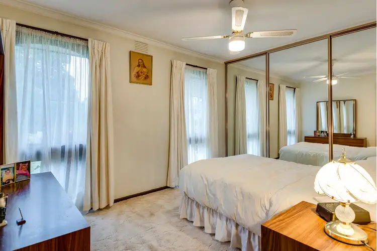 Sixth view of Homely house listing, 3 Mossvale Close, Endeavour Hills VIC 3802