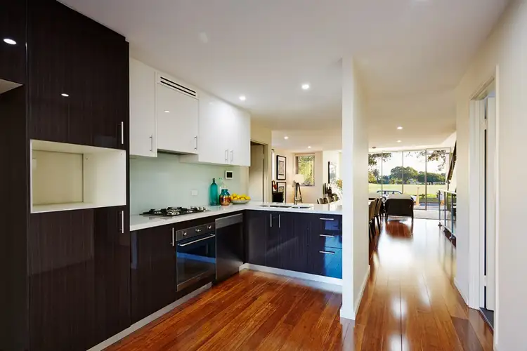 10 Jasmine Street, Botany NSW 2019