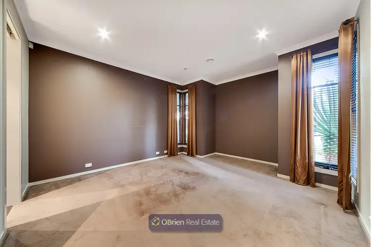 Second view of Homely house listing, 5 Nature Circuit, Cranbourne North VIC 3977