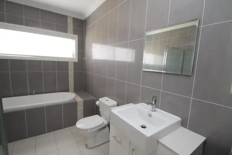 Sixth view of Homely house listing, 2 White Circle, Mudgee NSW 2850