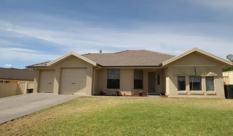 28 Hardy Crescent, Mudgee NSW 2850