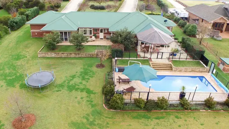 24 Stockmans Drive, Mudgee NSW 2850