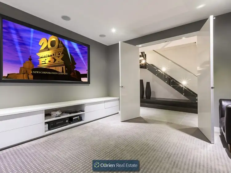 Sixth view of Homely house listing, 10 Oakview Boulevard, Narre Warren North VIC 3804