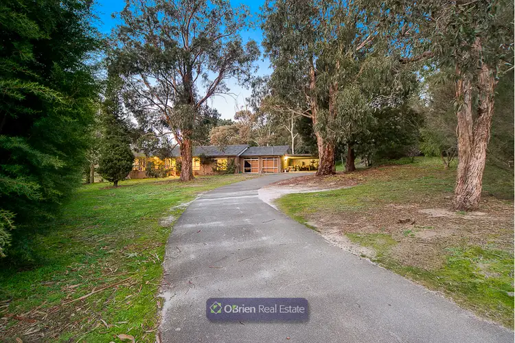 3 Stanhill Drive, Cranbourne South VIC 3977