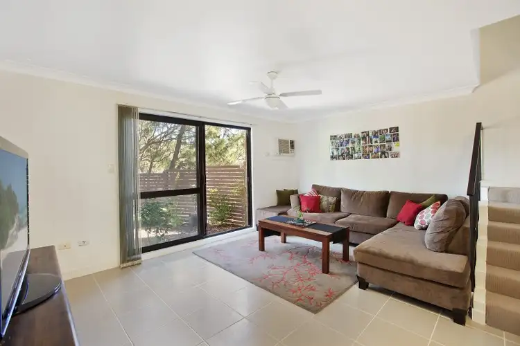 Second view of Homely townhouse listing, 2/20-22 Toronto Parade, Sutherland NSW 2232